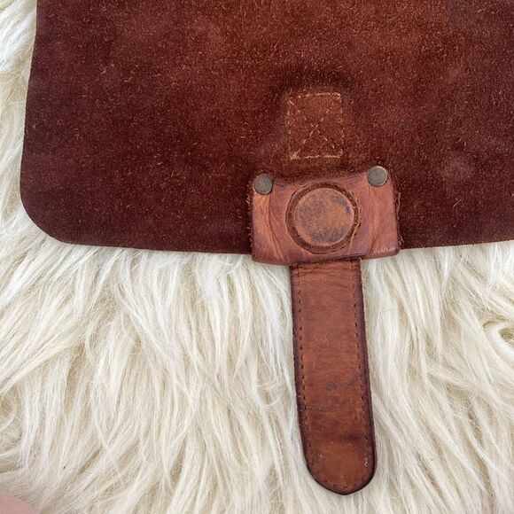 Harbour 2nd: Brown Leather Crossbody Adjustable Strap Bag - Gently Used - Picture 11 of 15